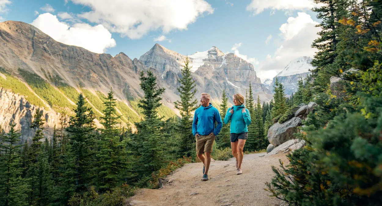 Tips for Traveling in Banff: Hiking and Nature Exploration