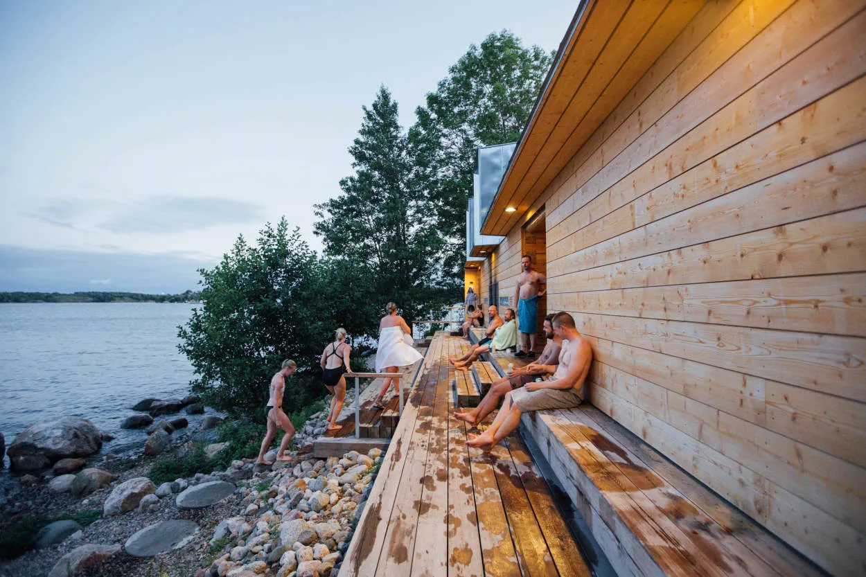 Tips for Traveling in Helsinki: Finnish Saunas and Design