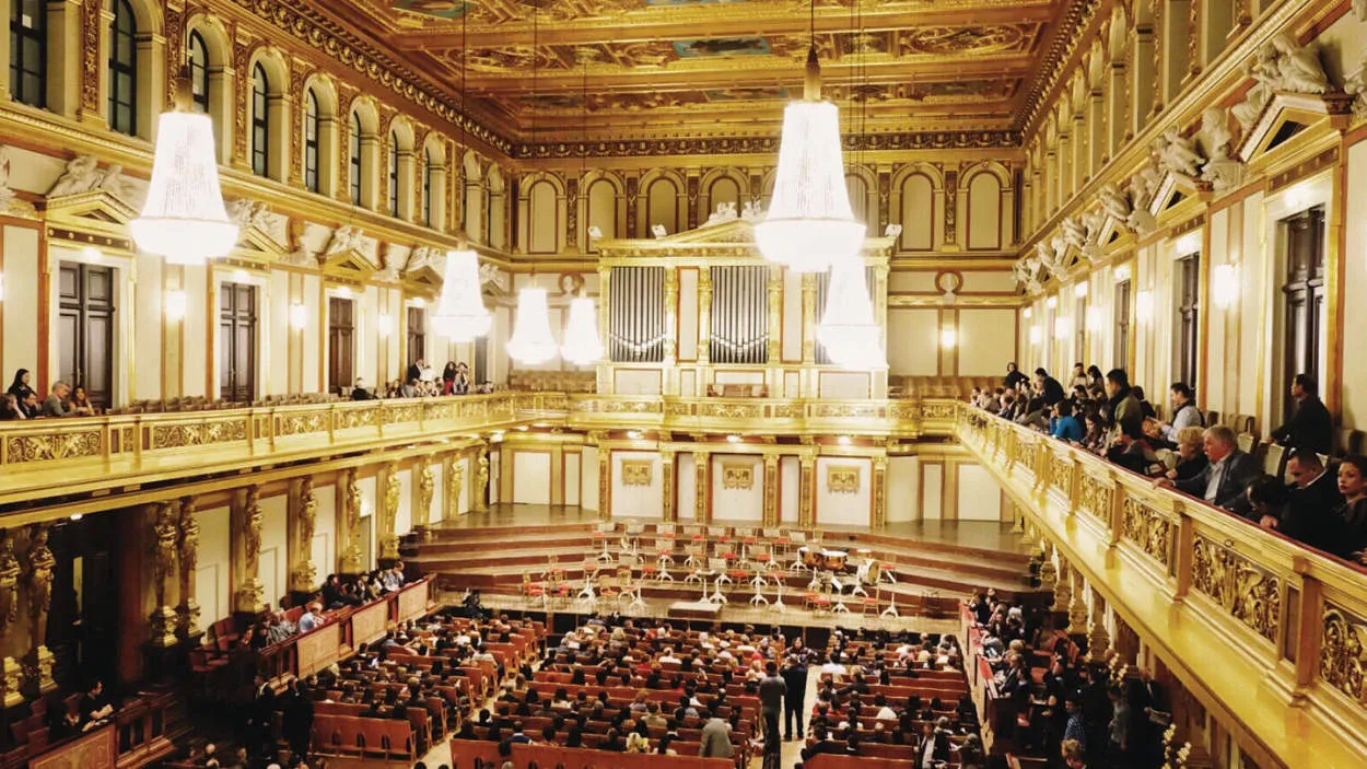 Tips for Traveling in Vienna: Classical Music and Cafés